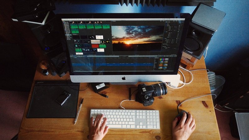 editor profesional SMK Putra Bangsa