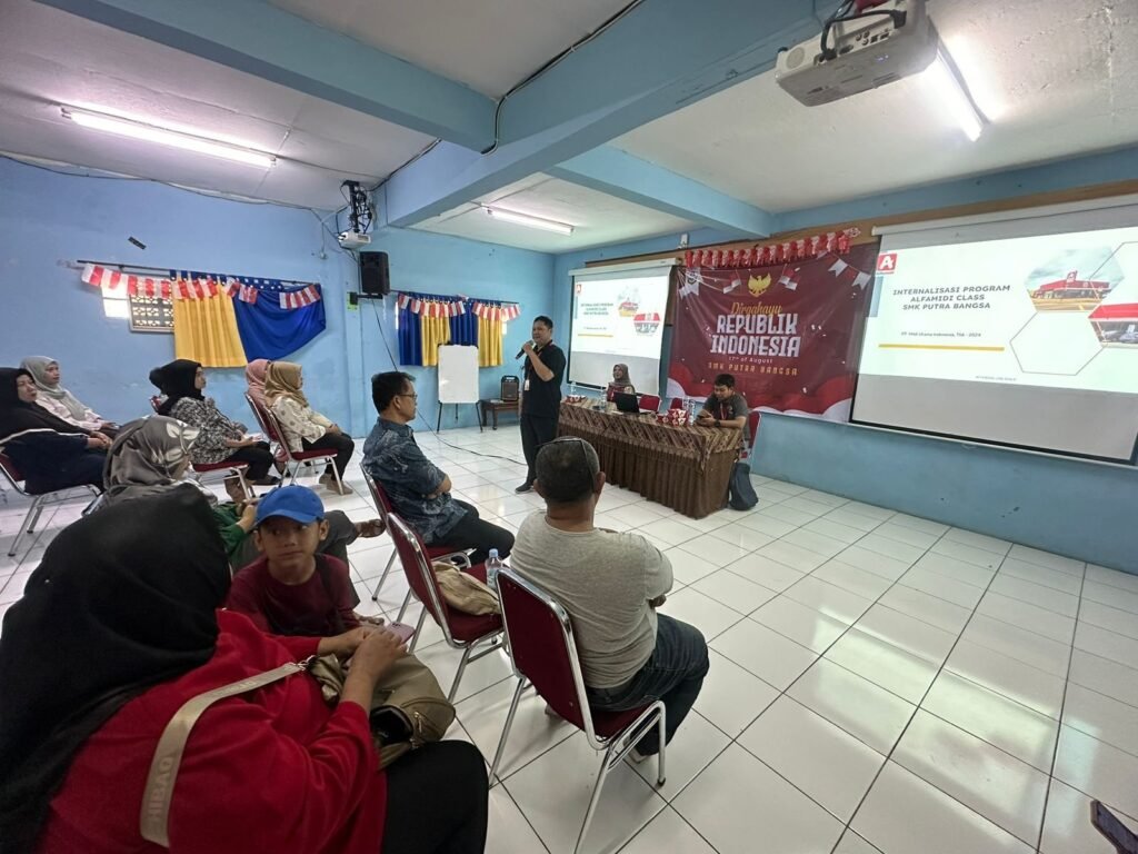 SMK Putra Bangsa Depok dan Alfamidi Class 1