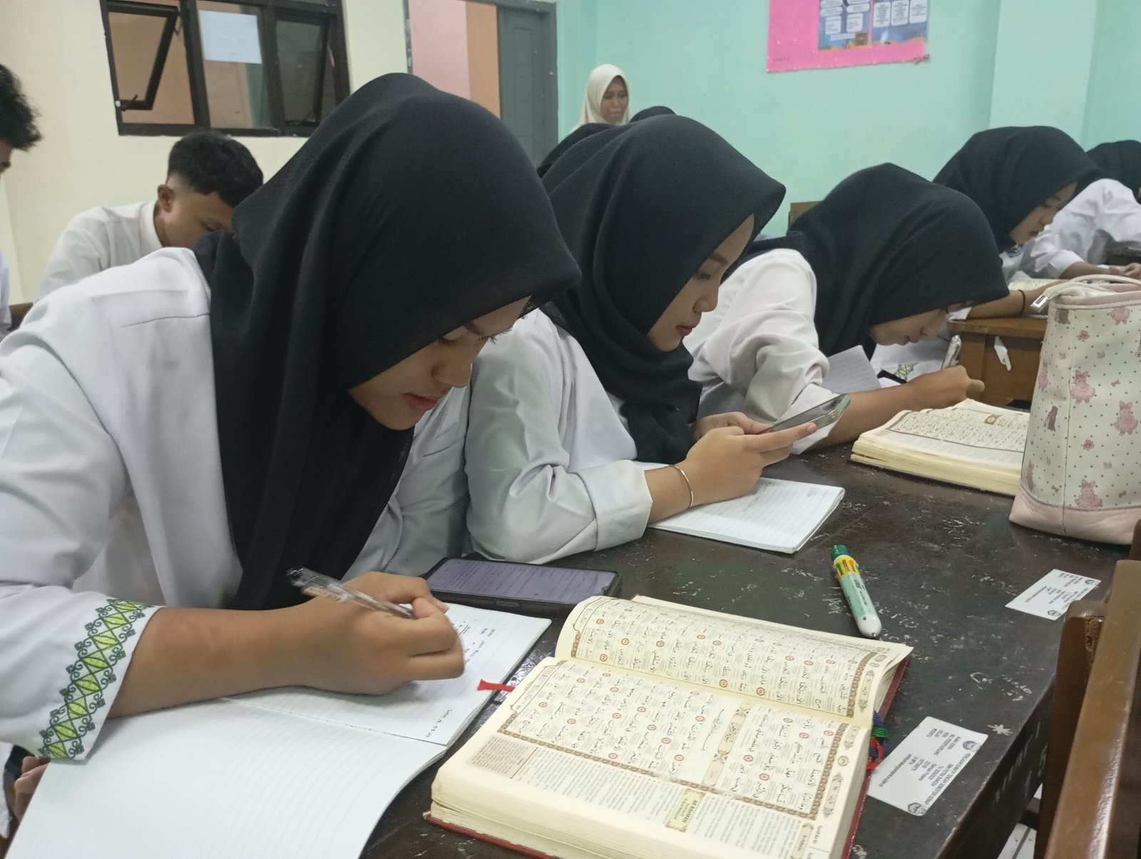 SMK Putra Bangsa Depok Smartren 1